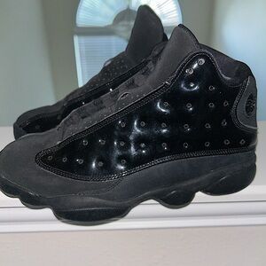 JORDAN RETRO 13 “cap and gown”
